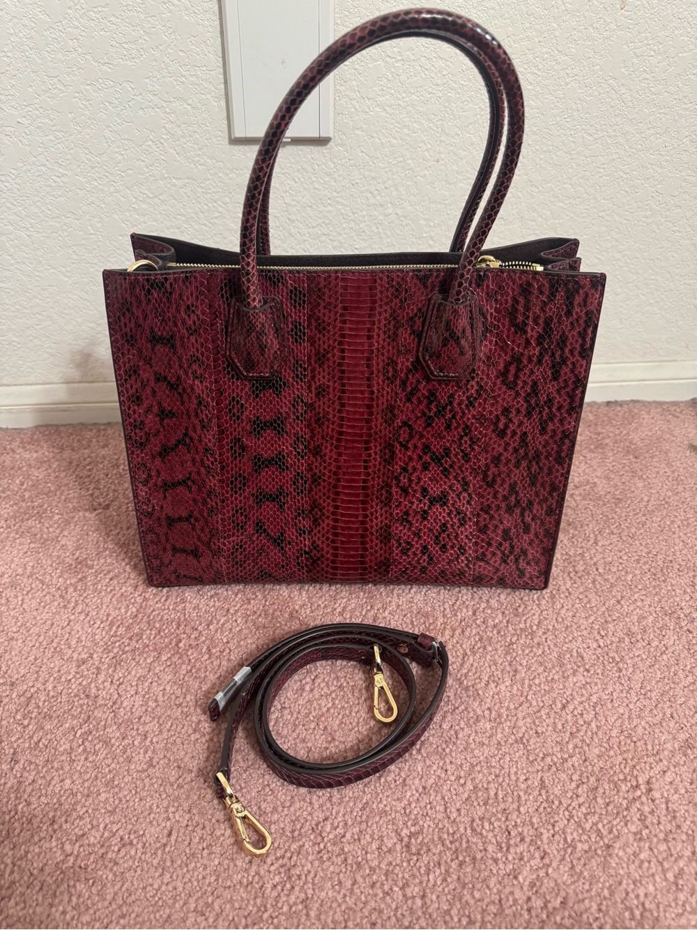 New Michael Kors Large Convention Tote Mulberry Snake purse bag studio - Picture 7 of 12